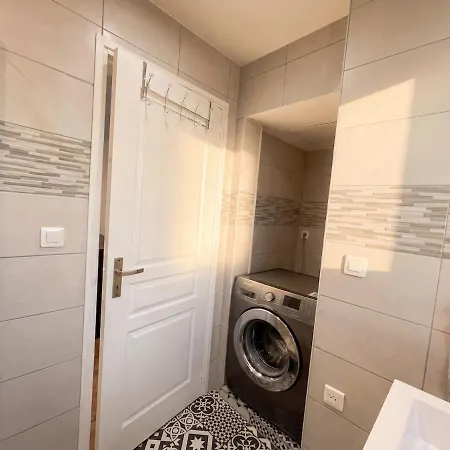 L'ecrin Beige - Moderne - Portes De Strasbourg